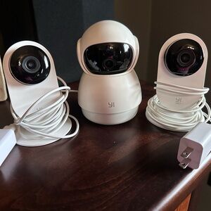 6 YI Home Indoor Security Cameras